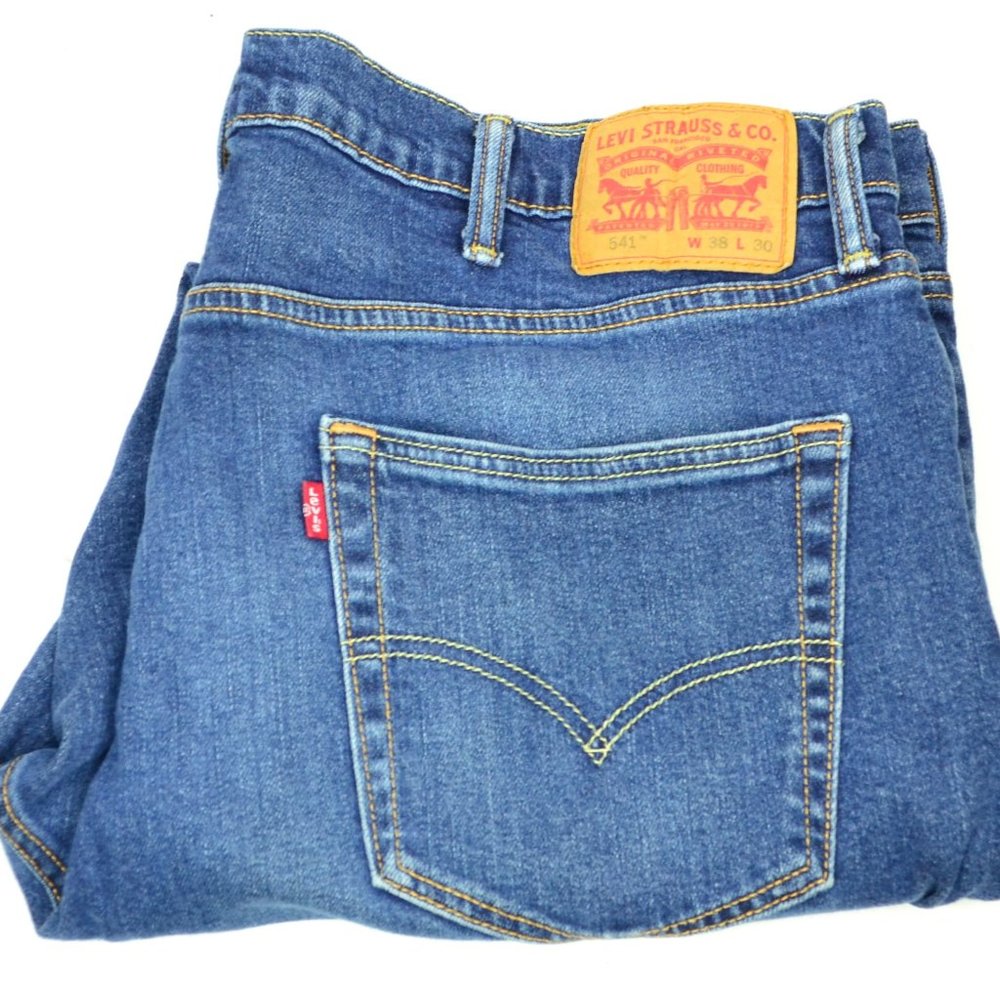 Levi's 541 Men's Size W38 L30 Blue Athletic Fit Denim Jeans